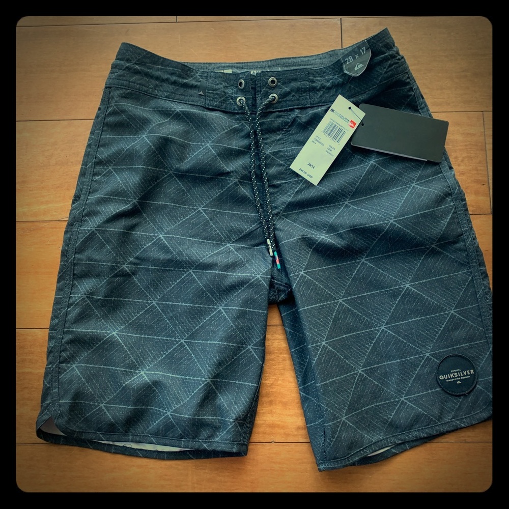 NWT Quicksilver Boys Beach Shorts